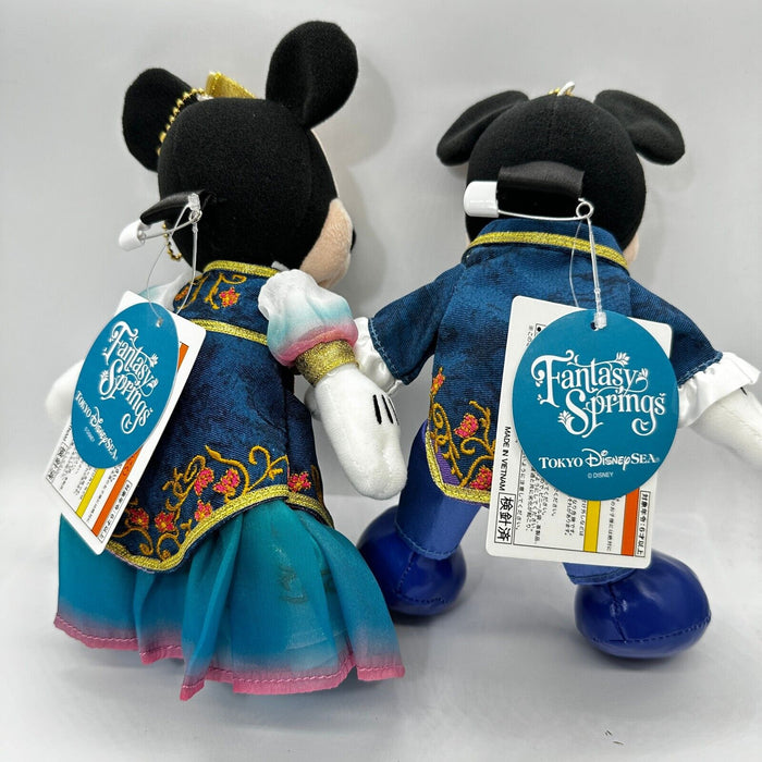 IN HAND  Tokyo Disney Resort 2024 TDS Fantasy Springs Plush Badge Mickey Minnie