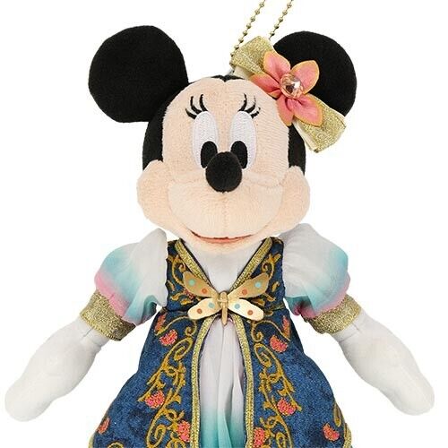 IN HAND  Tokyo Disney Resort 2024 TDS Fantasy Springs Plush Badge Mickey Minnie