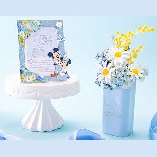 Pre-Order Tokyo Disney Resort 2023 Blue Ever After Mickey Minnie Flower Base