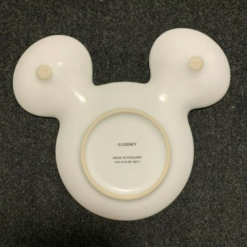 Tokyo Disney Resort Souvenir Plate Mickey Minnie Chip & Dale - k23japan -Tokyo Disney Shopper-