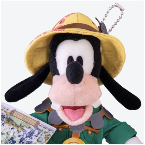 Tokyo Disney Resort TDS Village Greeting Place Plush Badge Goofy - k23japan -Tokyo Disney Shopper-